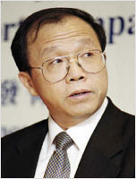 首都机场集团公司原董事长李培英
