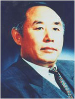中国轻骑集团原董事长张家岭