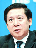 公安部原部长助理郑少东